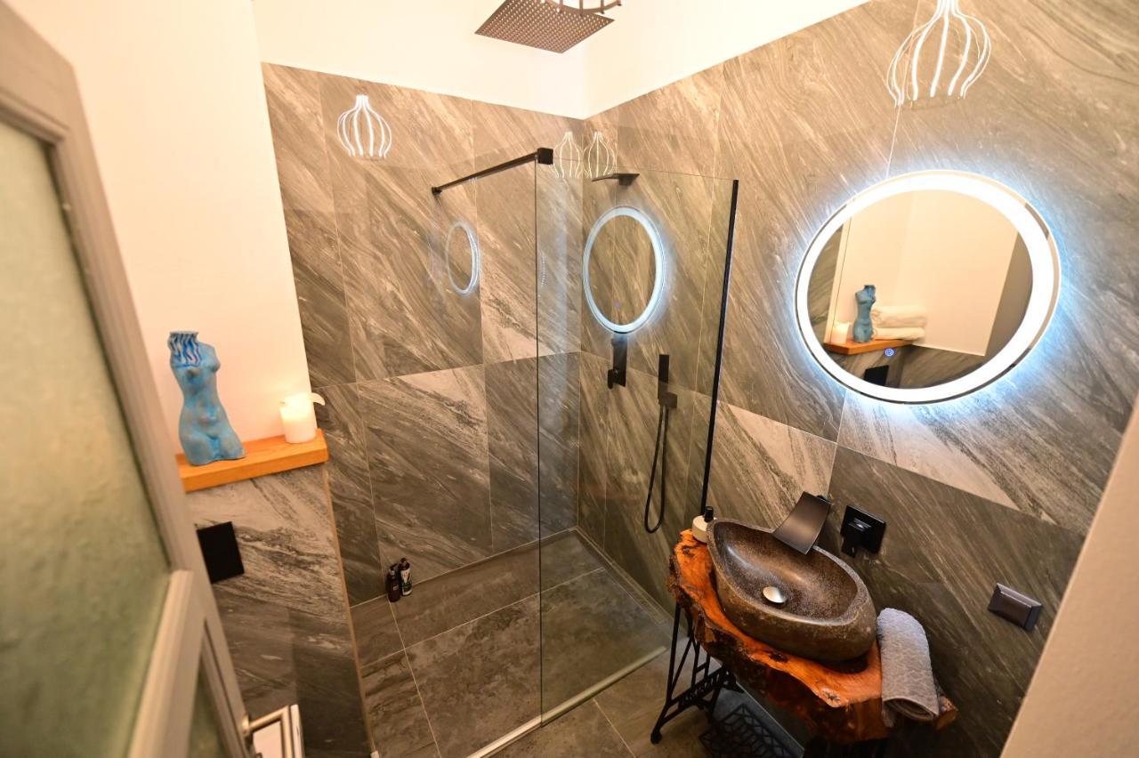 Lovely 2 Bedroom Apartment In Historic City Center Сибиу Екстериор снимка