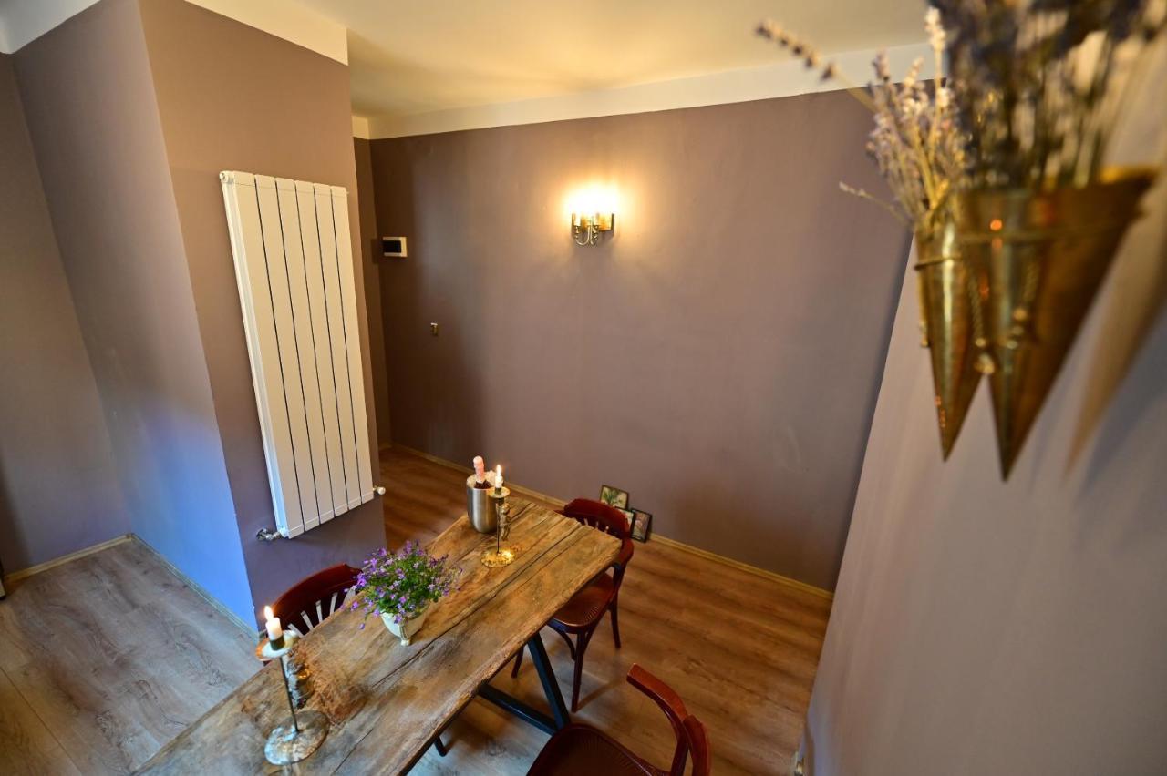 Lovely 2 Bedroom Apartment In Historic City Center Сибиу Екстериор снимка
